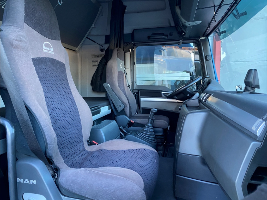 Тягач MAN TGX 18.500 ComfortShift Standklima ACC NAV ALCOA: фото 11