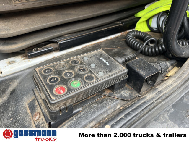 MAN LE 14.280 4x2 L, Maschinentransporter, 2x AHK - Грузовик бортовой/ Платформа: фото 4 MAN LE 14.280 4x2 L, Maschinentransporter, 2x AHK - Грузовик бортовой/ Платформа: фото 4