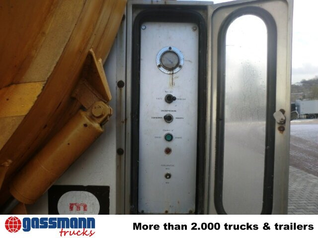 Грузовик-цистерна MORO SPA Saugaufbau ca. 14m³, Kippbar: фото 7 Грузовик-цистерна MORO SPA Saugaufbau ca. 14m³, Kippbar: фото 7