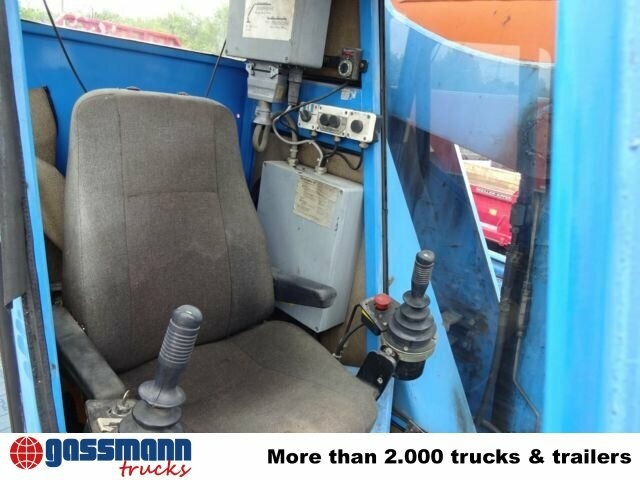 Mercedes-Benz 2638 K 6x4 mit Heckkran Palfinger PK 68000 - Автоманипулятор: фото 5 Mercedes-Benz 2638 K 6x4 mit Heckkran Palfinger PK 68000 - Автоманипулятор: фото 5