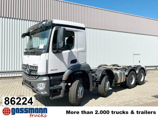 Mercedes-Benz Arocs 3240 8x4 - Грузовик-шасси: фото 1 Mercedes-Benz Arocs 3240 8x4 - Грузовик-шасси: фото 1