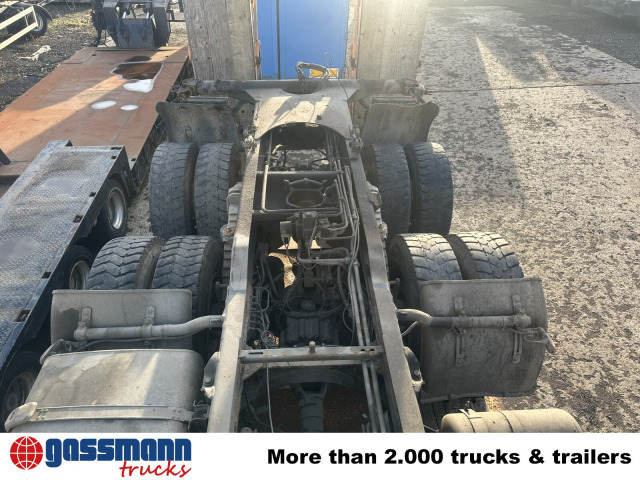 Scania 124C 400 6x6 - Грузовик-шасси: фото 3 Scania 124C 400 6x6 - Грузовик-шасси: фото 3