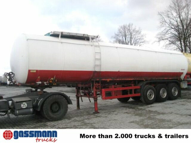 Schmitz Cargobull Stahltank - Полуприцеп-цистерна: фото 2 Schmitz Cargobull Stahltank - Полуприцеп-цистерна: фото 2