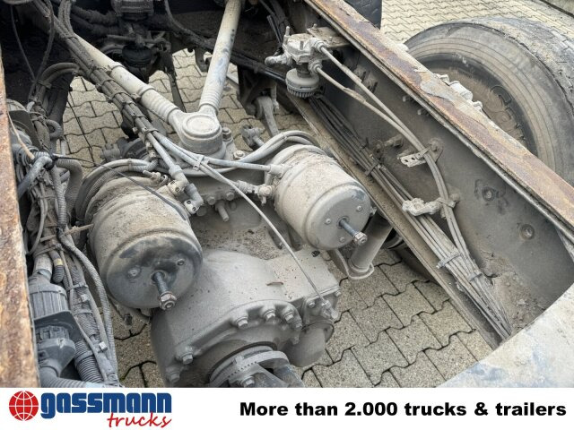 Самосвал Volvo FM 380 6x4 R mit Brandschaden: фото 11