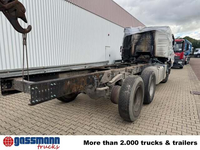 Самосвал Volvo FM 380 6x4 R mit Brandschaden: фото 14