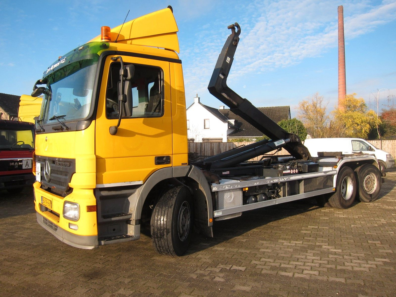 Mercedes-Benz Actros 2536 L 6X2*4 Hiab Multilift 470tkm - Крюковой мультилифт: фото 2 Mercedes-Benz Actros 2536 L 6X2*4 Hiab Multilift 470tkm - Крюковой мультилифт: фото 2