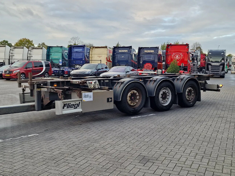 Грузовик-контейнеровоз/ Сменный кузов Mercedes-Benz Actros 2553 6x2 - BDF - Retarder - 4.90 WB - Full air + Fliegl trailer 2017: фото 20 Грузовик-контейнеровоз/ Сменный кузов Mercedes-Benz Actros 2553 6x2 - BDF - Retarder - 4.90 WB - Full air + Fliegl trailer 2017: фото 20