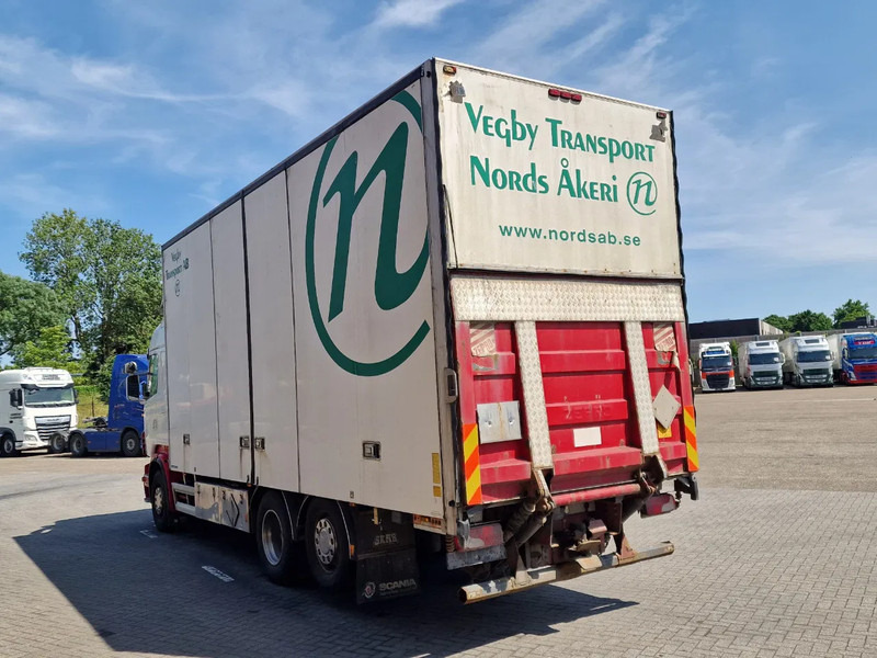 Scania R500 V8 Highline 6x2*4 - Box with side doors - Loadlift - Manual gearbox with retarder - Full air - Steering axle - Грузовик с закрытым кузовом: фото 5 Scania R500 V8 Highline 6x2*4 - Box with side doors - Loadlift - Manual gearbox with retarder - Full air - Steering axle - Грузовик с закрытым кузовом: фото 5