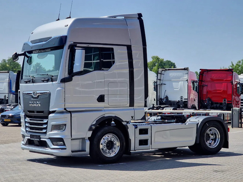 MAN TGX 18.540 GX - New - Retarder - Night clima - Alcoa - Show truck - Ledbar - - Тягач: фото 3 MAN TGX 18.540 GX - New - Retarder - Night clima - Alcoa - Show truck - Ledbar - - Тягач: фото 3