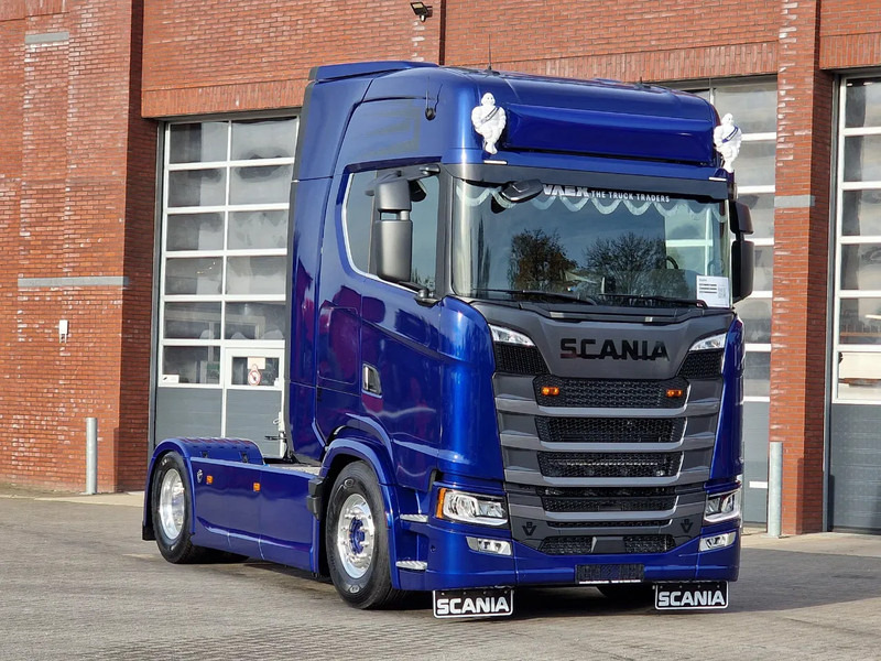 Scania 660S V8 NGS Highline 4x2 - Full spec - Retarder - Night Clima - Leather - Led - Full air - New Dashboard - Тягач: фото 1 Scania 660S V8 NGS Highline 4x2 - Full spec - Retarder - Night Clima - Leather - Led - Full air - New Dashboard - Тягач: фото 1