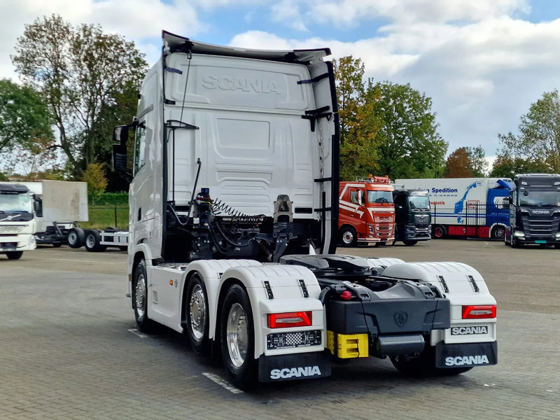 Scania 770S V8 NGS Highline 6x2/4 - New - Old dashboard - Full spec - Retarder - Night clima - Led - Leather - Navi - Тягач: фото 5 Scania 770S V8 NGS Highline 6x2/4 - New - Old dashboard - Full spec - Retarder - Night clima - Led - Leather - Navi - Тягач: фото 5