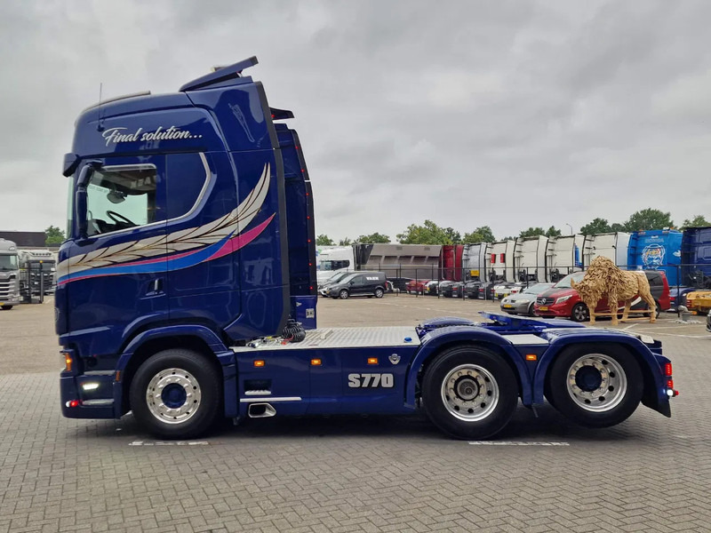 Scania 770S V8 NGS Highline 6x2 - Show truck - Special paint - Custom interior - Retarder - Full air - Night clima - Тягач: фото 4 Scania 770S V8 NGS Highline 6x2 - Show truck - Special paint - Custom interior - Retarder - Full air - Night clima - Тягач: фото 4