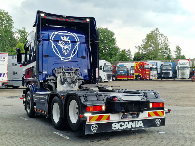 Scania R560 V8 Highline 6x2 - Show truck - Manual gearbox - 2.90 WB - PTO/Hydraulic - Double glazed - Тягач: фото 5 Scania R560 V8 Highline 6x2 - Show truck - Manual gearbox - 2.90 WB - PTO/Hydraulic - Double glazed - Тягач: фото 5