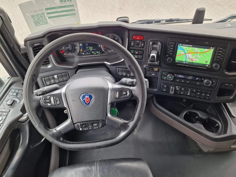 Тягач Scania S540 NGS Highline 6x4 - Retarder - Full air - Leather - Led - Fridge - TV: фото 19