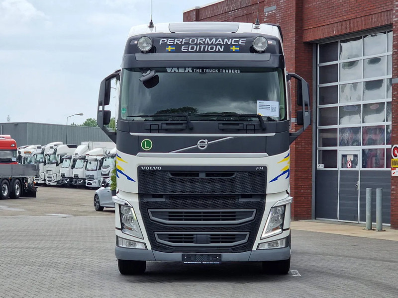 Volvo FH 13.500 Globetrotter 4x2 - I parkcool - Full air - Low KM 347Tkm - Fridge - Тягач: фото 3 Volvo FH 13.500 Globetrotter 4x2 - I parkcool - Full air - Low KM 347Tkm - Fridge - Тягач: фото 3