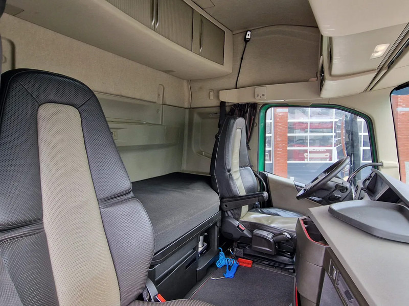 Грузовик-шасси Volvo FH 13.460 Globetrotter 6x2 - Chassis - 4.60 WB - HUB Reduction - LNG: фото 18 Грузовик-шасси Volvo FH 13.460 Globetrotter 6x2 - Chassis - 4.60 WB - HUB Reduction - LNG: фото 18