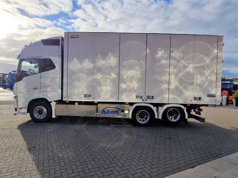 Volvo FH 16.750 Globetrotter XL 6x2 - Ekeri box with sidedoors - Retarder - 4.60 WB - Full air - Грузовик с закрытым кузовом: фото 5 Volvo FH 16.750 Globetrotter XL 6x2 - Ekeri box with sidedoors - Retarder - 4.60 WB - Full air - Грузовик с закрытым кузовом: фото 5