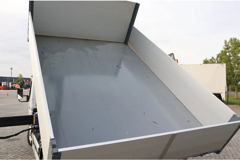 FUSO 7C18 | 4X2 | 3-WAY TIPPER | PM 6.5 KRAN /CRANE в лизинг FUSO 7C18 | 4X2 | 3-WAY TIPPER | PM 6.5 KRAN /CRANE: фото 14