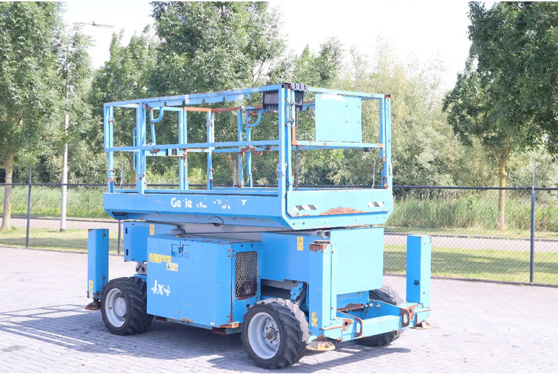 Genie GS-3369 RT | 12 METER | 454 kg - Ножничный подъемник: фото 3 Genie GS-3369 RT | 12 METER | 454 kg - Ножничный подъемник: фото 3