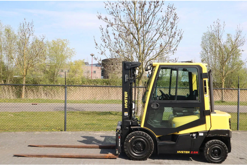 Hyster H2.5 A | BOOM SUSPENSION | SIDESHIFT | FORK EXTENTIONS | FORK POSITIONERS - Дизельный погрузчик: фото 1 Hyster H2.5 A | BOOM SUSPENSION | SIDESHIFT | FORK EXTENTIONS | FORK POSITIONERS - Дизельный погрузчик: фото 1