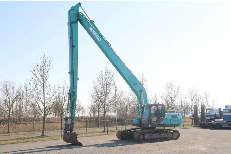 Kobelco SK260 NLC -10E | 18.5 METER LONG REACH | TILT BUCKET - Экскаватор: фото 2 Kobelco SK260 NLC -10E | 18.5 METER LONG REACH | TILT BUCKET - Экскаватор: фото 2