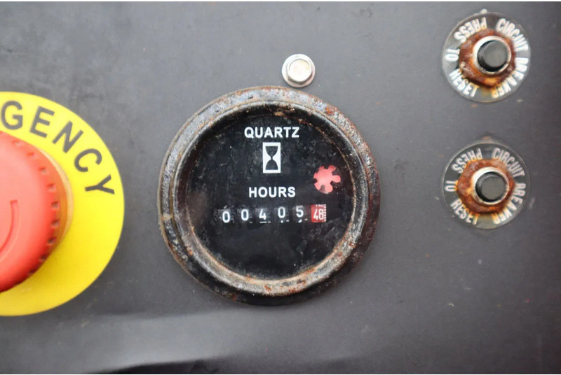 Ножничный подъемник LGMG SR1023D | 12 METER | 1.100 KG: фото 19 Ножничный подъемник LGMG SR1023D | 12 METER | 1.100 KG: фото 19