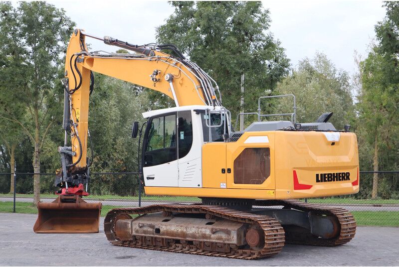 Liebherr R924 WLC | ROTOTILT R8 | BUCKET | - Гусеничный экскаватор: фото 3 Liebherr R924 WLC | ROTOTILT R8 | BUCKET | - Гусеничный экскаватор: фото 3