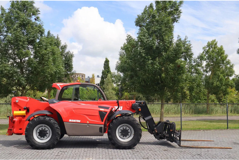 Manitou MLT 960 | SWING HYDR. QUICK COUPLER | HYDR. FORKS | BUCKET - Телескопический погрузчик: фото 4 Manitou MLT 960 | SWING HYDR. QUICK COUPLER | HYDR. FORKS | BUCKET - Телескопический погрузчик: фото 4