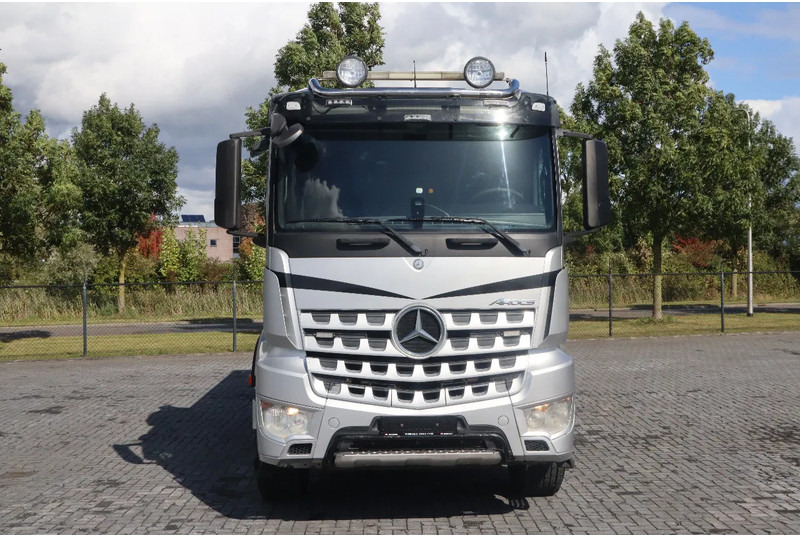 Mercedes-Benz Arocs 2651 | 6X4 | RETARDER | BIG AXLES | EURO 6 - Самосвал: фото 2 Mercedes-Benz Arocs 2651 | 6X4 | RETARDER | BIG AXLES | EURO 6 - Самосвал: фото 2