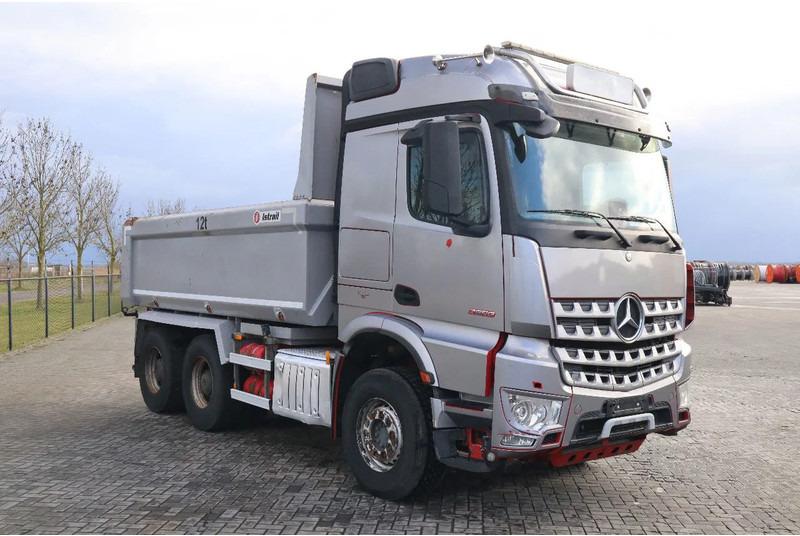 Mercedes-Benz Arocs 2658 2858 | 6X4 EURO 6 BIG AXLES | RETARDER | ENGINE PROBLEM - Самосвал: фото 3 Mercedes-Benz Arocs 2658 2858 | 6X4 EURO 6 BIG AXLES | RETARDER | ENGINE PROBLEM - Самосвал: фото 3
