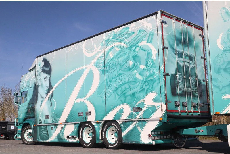 Scania R560 V8 | BERTHONS HOT ROD | CUSTOM SPECIAL TRUCK - Грузовик с закрытым кузовом: фото 3 Scania R560 V8 | BERTHONS HOT ROD | CUSTOM SPECIAL TRUCK - Грузовик с закрытым кузовом: фото 3