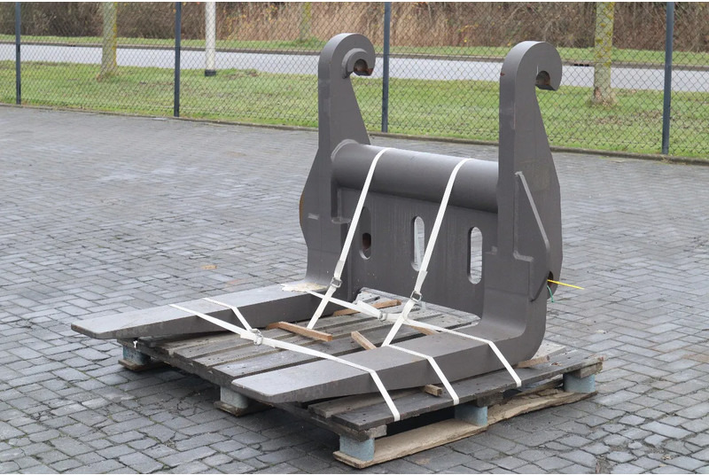 Volvo 91421 | STONE FORKS | VORKENBORD | GABEL | L150 - L220 - Вилы для Погрузочно-разгрузочной техники: фото 1 Volvo 91421 | STONE FORKS | VORKENBORD | GABEL | L150 - L220 - Вилы для Погрузочно-разгрузочной техники: фото 1