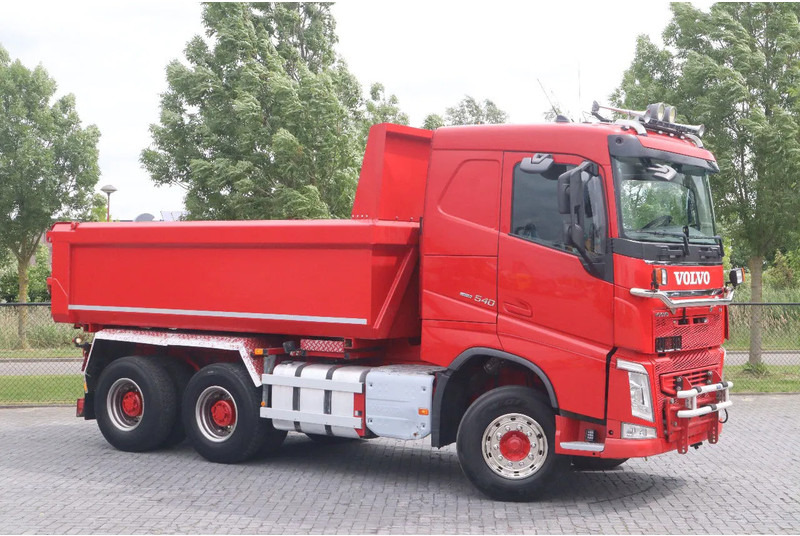 Volvo FH 540 | 6X4 | RETARDER | BIG AXLES | EURO 6 - Самосвал: фото 3 Volvo FH 540 | 6X4 | RETARDER | BIG AXLES | EURO 6 - Самосвал: фото 3