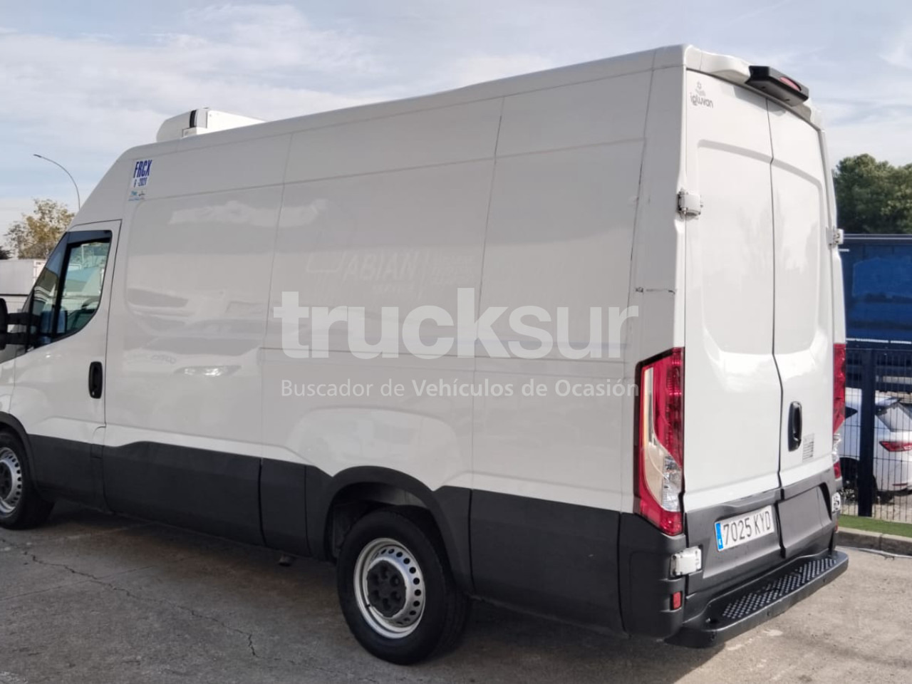 IVECO 35S16 12MS FRC-X - Фургон с закрытым кузовом: фото 5 IVECO 35S16 12MS FRC-X - Фургон с закрытым кузовом: фото 5