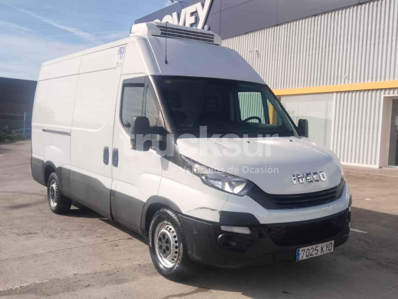 IVECO 35S16 12MS FRC-X - Фургон с закрытым кузовом: фото 2 IVECO 35S16 12MS FRC-X - Фургон с закрытым кузовом: фото 2