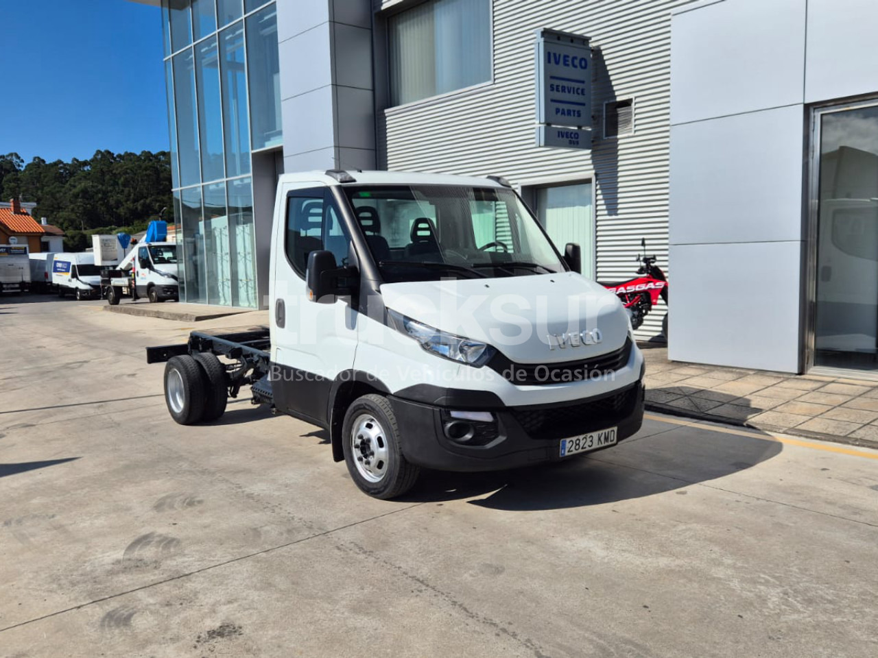 IVECO DAILY 35C15 - Грузовик-шасси: фото 2 IVECO DAILY 35C15 - Грузовик-шасси: фото 2