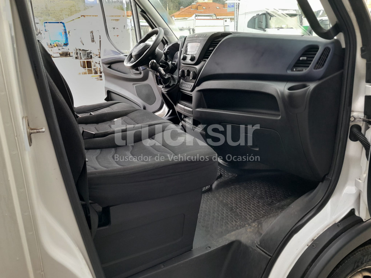 Фургон с закрытым кузовом IVECO DAILY 35C16H: фото 13