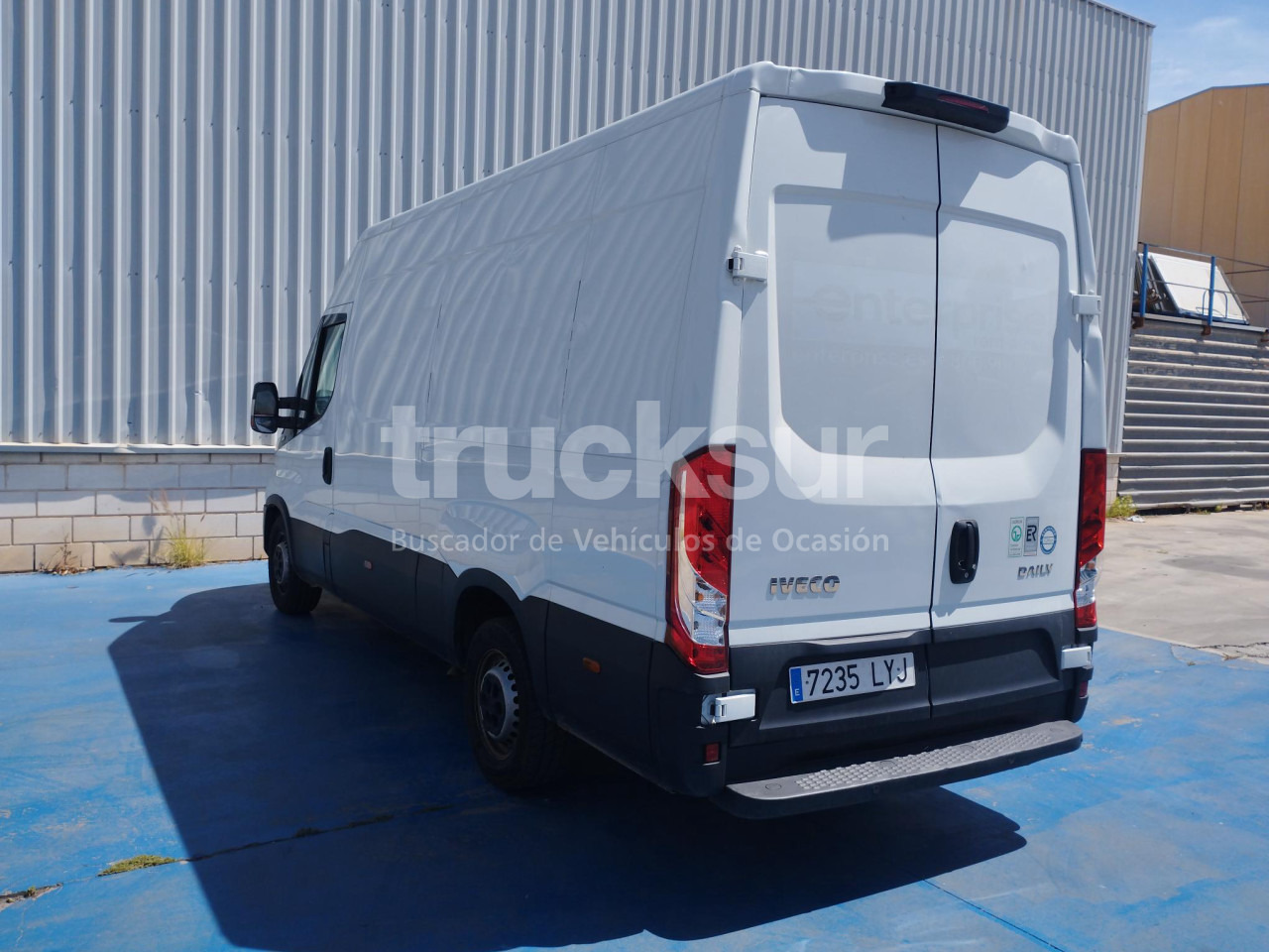 IVECO DAILY 35S16 F 12M3 - Фургон с закрытым кузовом: фото 5 IVECO DAILY 35S16 F 12M3 - Фургон с закрытым кузовом: фото 5