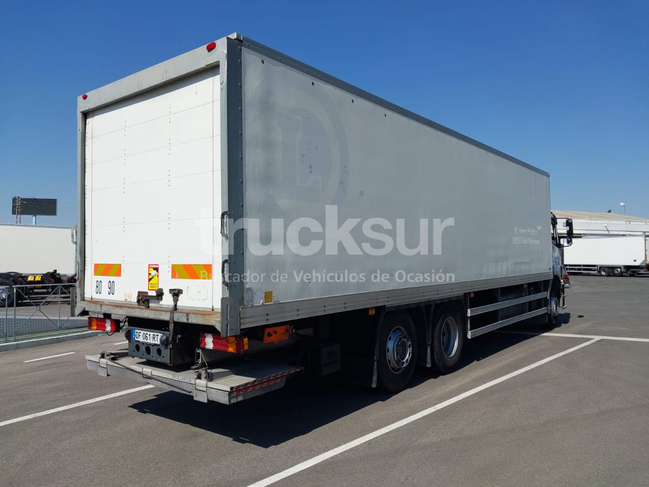 MERCEDES AXOR 2529 ejes 6x2*4 - Грузовик с закрытым кузовом: фото 4 MERCEDES AXOR 2529 ejes 6x2*4 - Грузовик с закрытым кузовом: фото 4