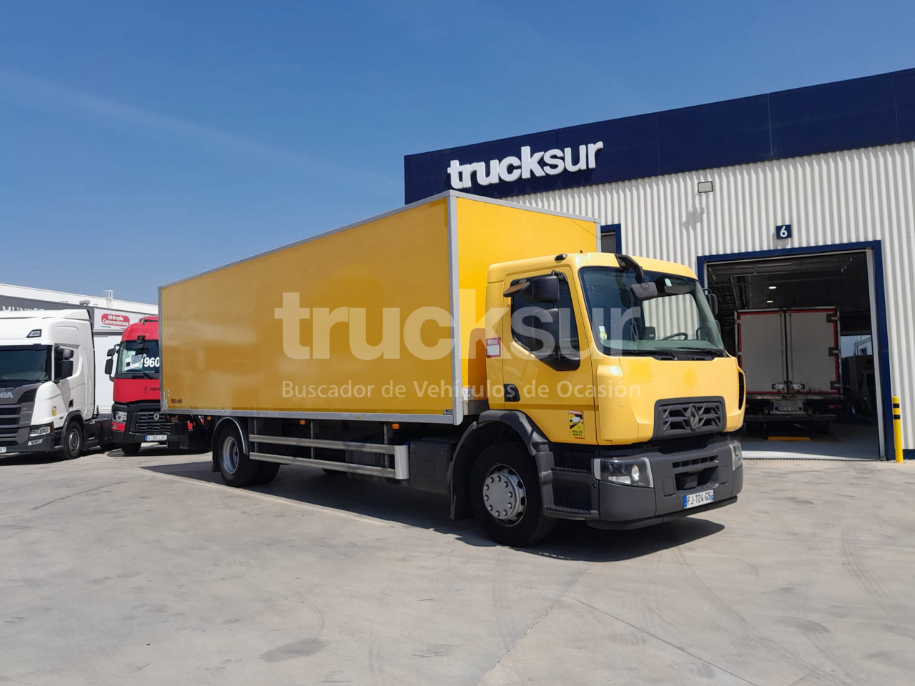 RENAULT D280.18 21P - Грузовик с закрытым кузовом: фото 2 RENAULT D280.18 21P - Грузовик с закрытым кузовом: фото 2