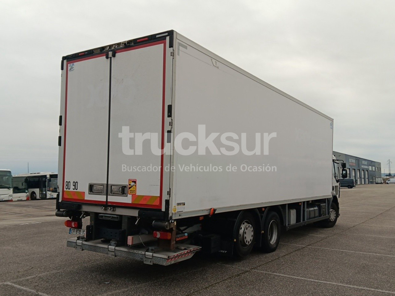 RENAULT D320 ejes 6x2*4 - Рефрижератор: фото 5 RENAULT D320 ejes 6x2*4 - Рефрижератор: фото 5