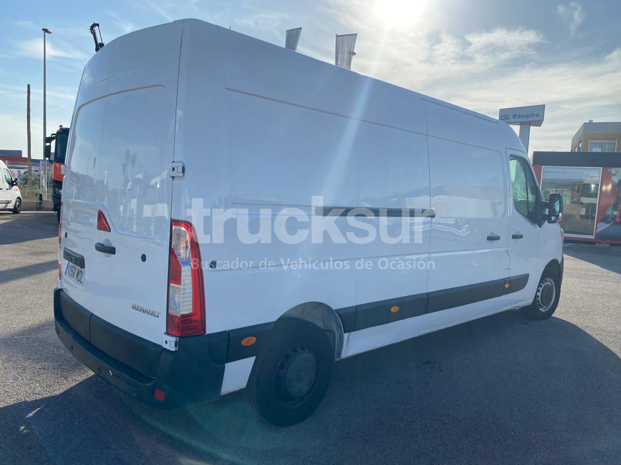 RENAULT MASTER 150.35 - Фургон с закрытым кузовом: фото 4 RENAULT MASTER 150.35 - Фургон с закрытым кузовом: фото 4