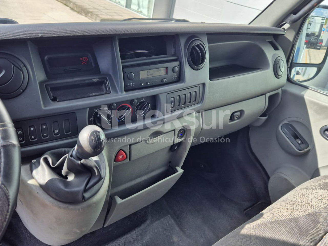 Эвакуатор RENAULT MASTER: фото 20 Эвакуатор RENAULT MASTER: фото 20