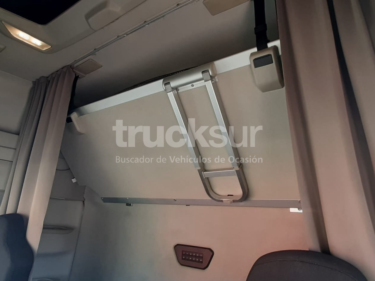 Тягач IVECO S-WAY AS440S51T/P: фото 11 Тягач IVECO S-WAY AS440S51T/P: фото 11