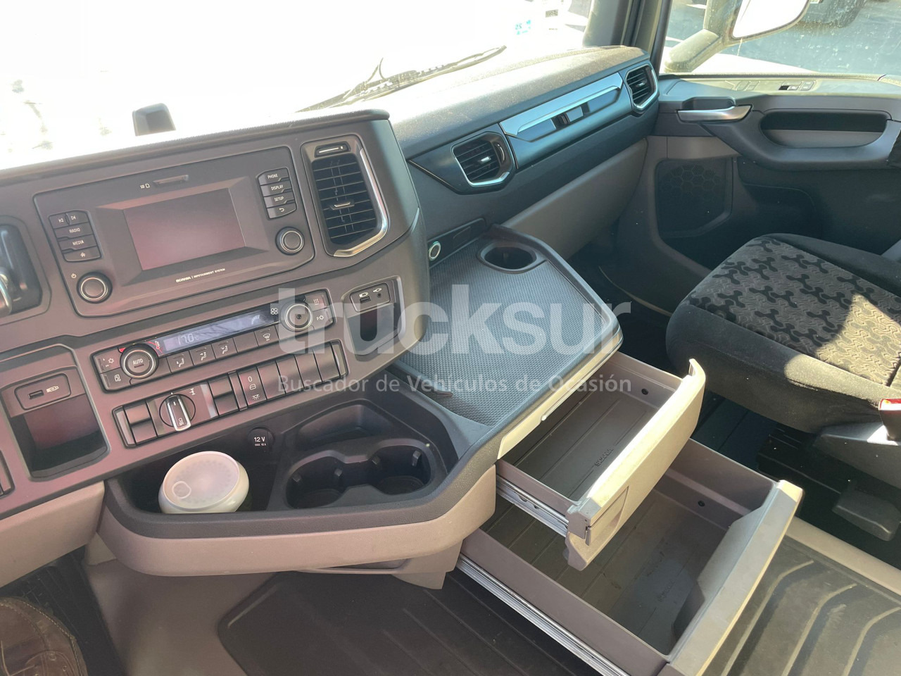 Тягач SCANIA R450: фото 7