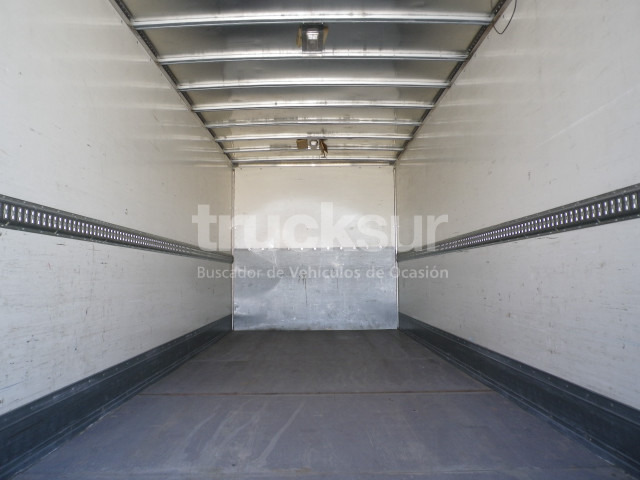 VOLVO FE 280.18 - Грузовик с закрытым кузовом: фото 5 VOLVO FE 280.18 - Грузовик с закрытым кузовом: фото 5