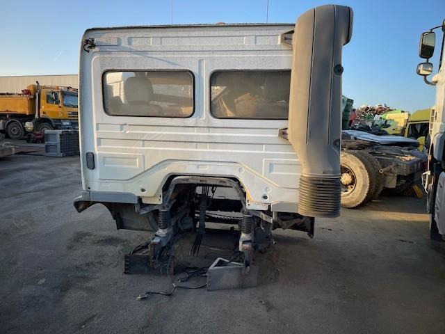 Mercedes ATEGO - Кабина для Грузовиков: фото 3 Mercedes ATEGO - Кабина для Грузовиков: фото 3