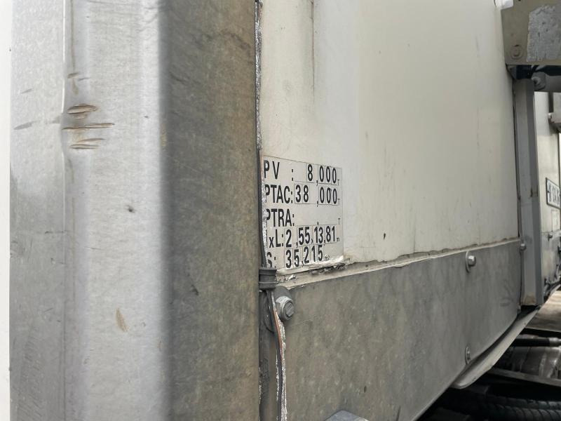 Samro  - Полуприцеп-фургон: фото 3 Samro  - Полуприцеп-фургон: фото 3