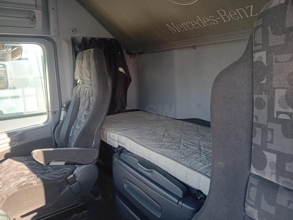 Тягач Mercedes Actros 1841: фото 10