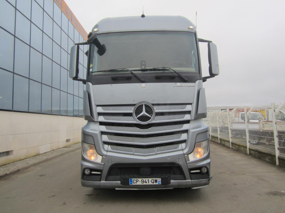 Mercedes Actros 1845 - Тягач: фото 2 Mercedes Actros 1845 - Тягач: фото 2
